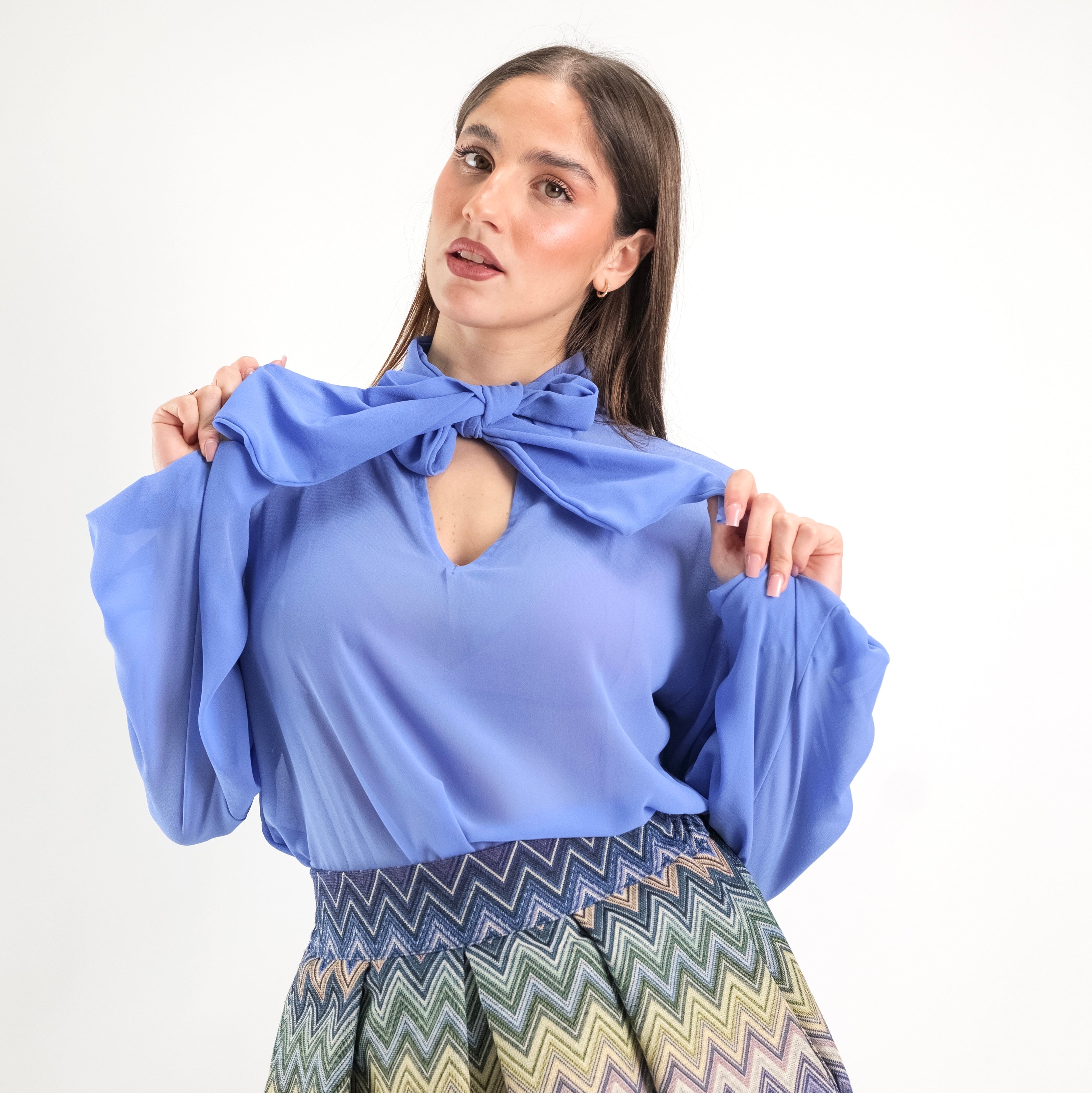 SARTORIA BLUSA FIOCCO AZZURRO