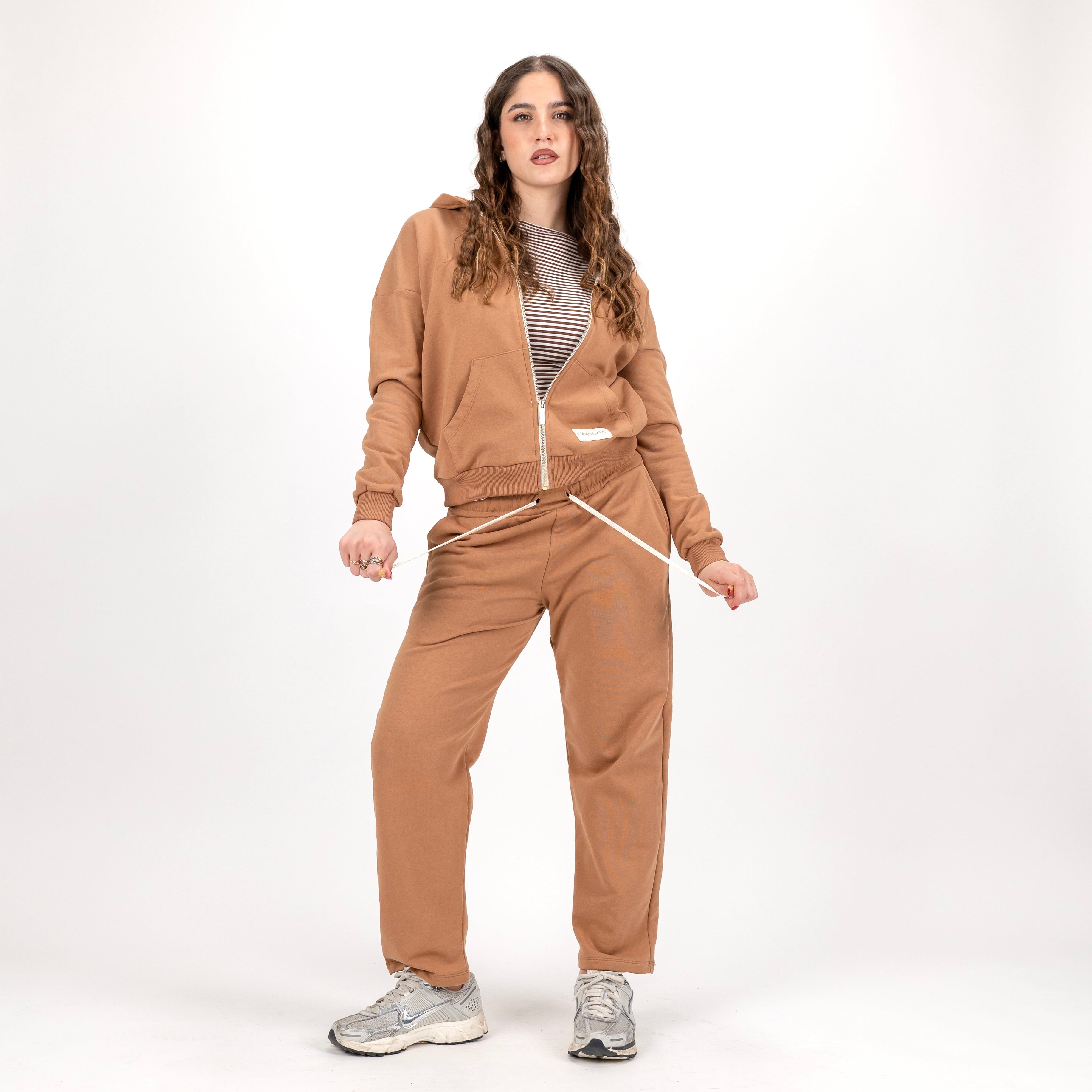 OLIVIAGREY MARILU PANTAFELPA