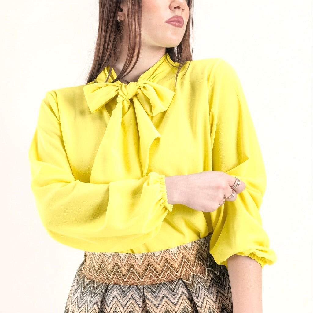 SARTORIA BLUSA FIOCCO GIALLO
