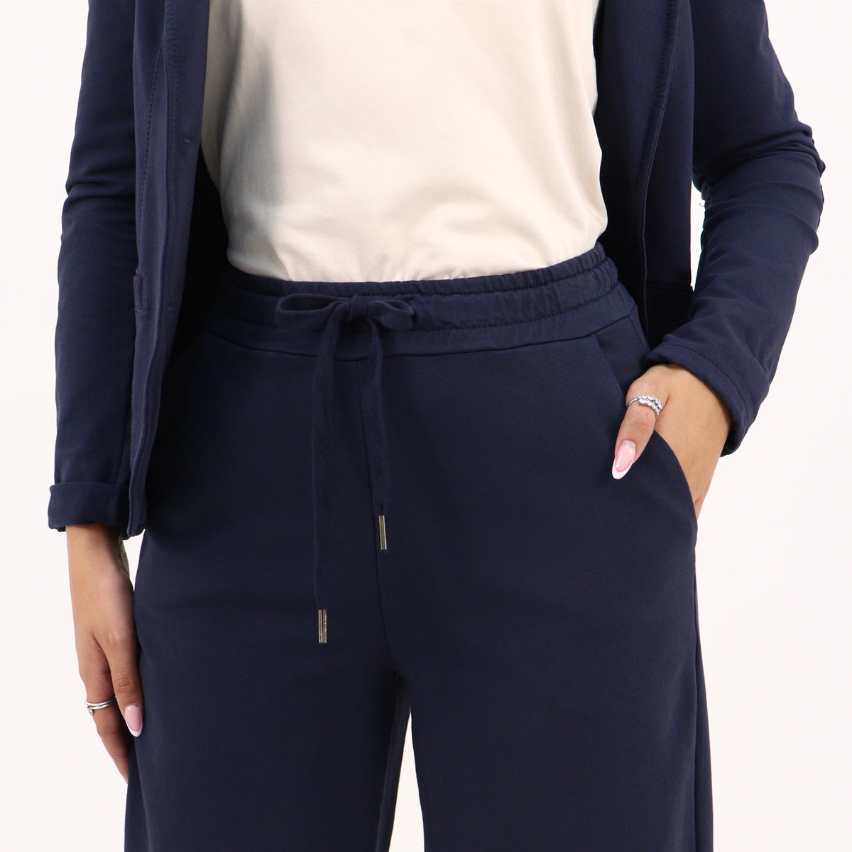 SOUTHLAB PANTATUTA 825261.9
