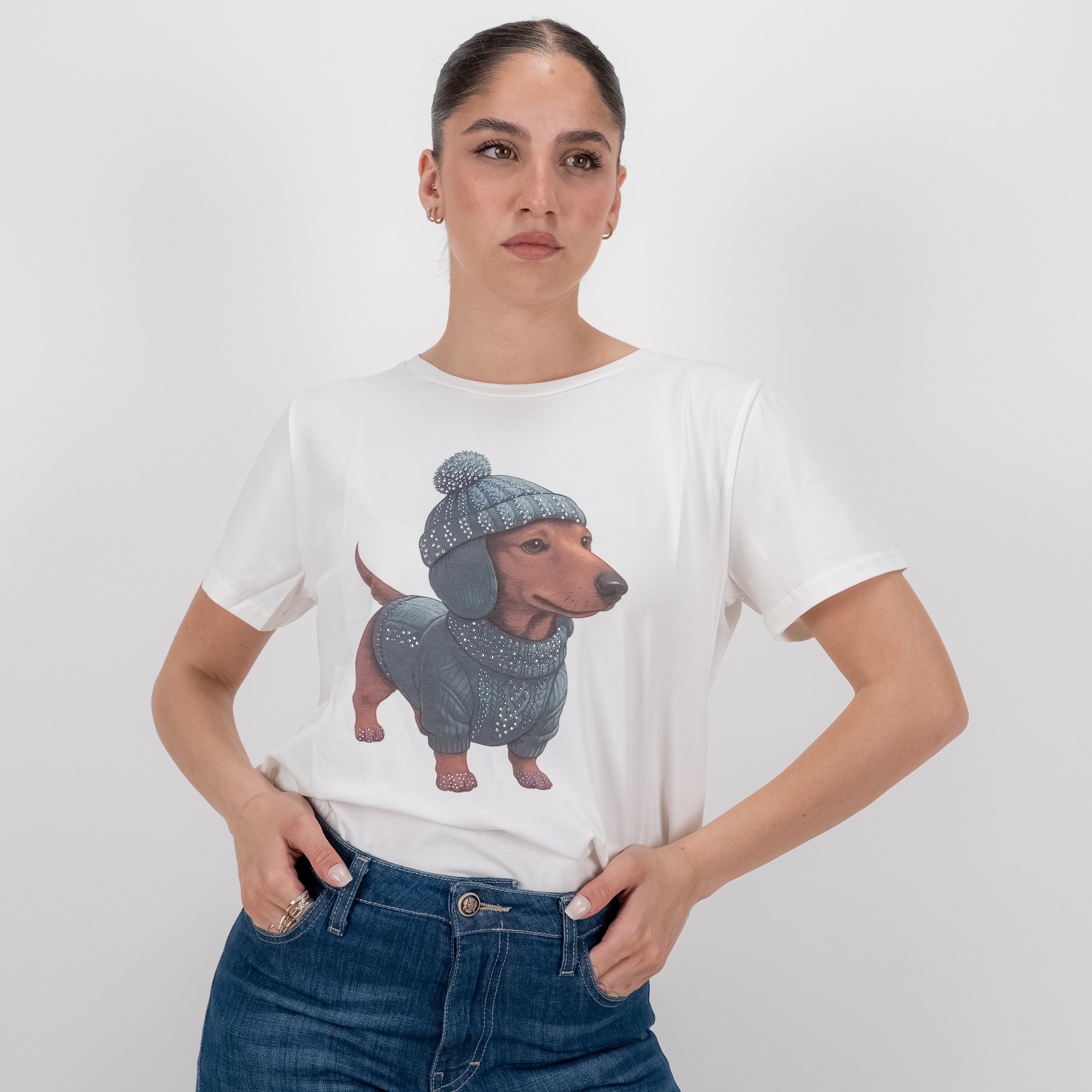 SOUTHLAB T-SHIRT HAT DOG JEANS